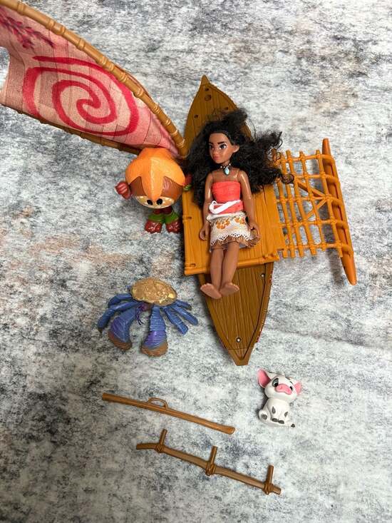 Disney Other - Disney Moana Starlight Canoe Playset with Pua, Tamatoa, and Kakamora Figures